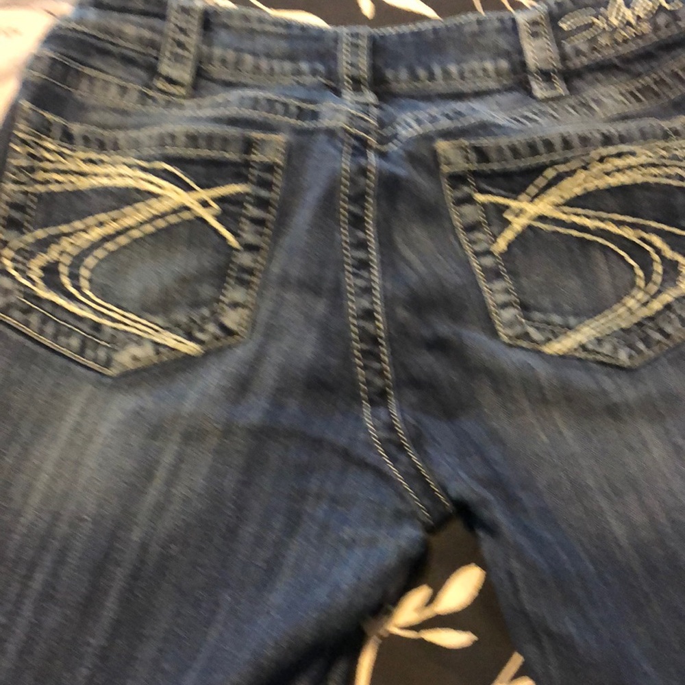 Jeans - Picture 2 of 4